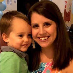 Meet your Posher, Jennifer